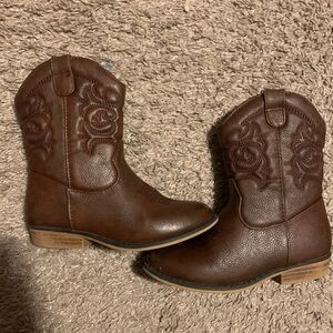 Cat & Jack Brown Kids Western Pull-On Boots